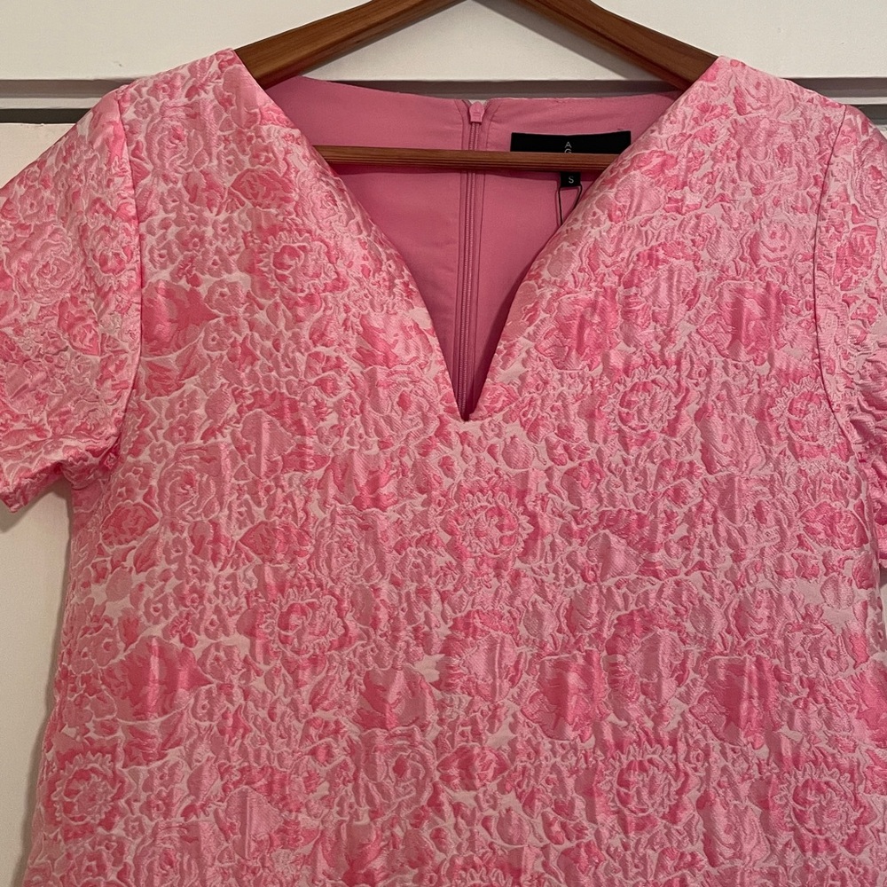 New Abbey Glass Lulus Pink Bubble Jacquard Dress size Small - Picture 6 of 14